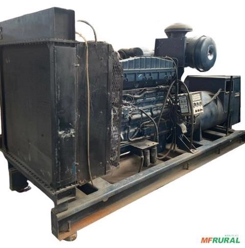 Imagem GRUPO GERADOR DE ENERGIA 400/450 KVA STEMAC CUMMINS - C7448 Imagem GRUPO GERADOR DE ENERGIA 400/450 KVA STEMAC CUMMINS - C7448