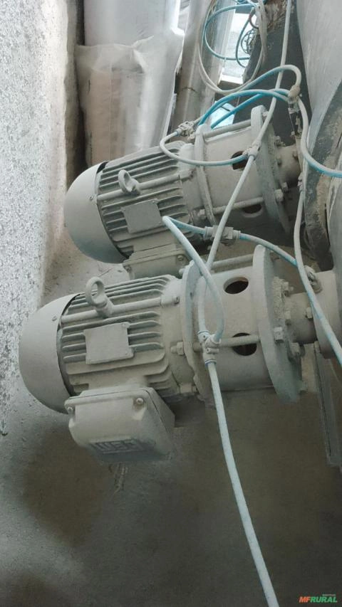 Imagem Misturador Intensivo Treu 900 litros aço inox C8033 Imagem Misturador Intensivo Treu 900 litros aço inox C8033