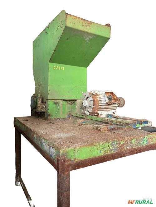 Moinho de Plástico 600mm Com Base 20cv C8196 Imagem Moinho de Plástico 600mm Com Base 20cv C8196