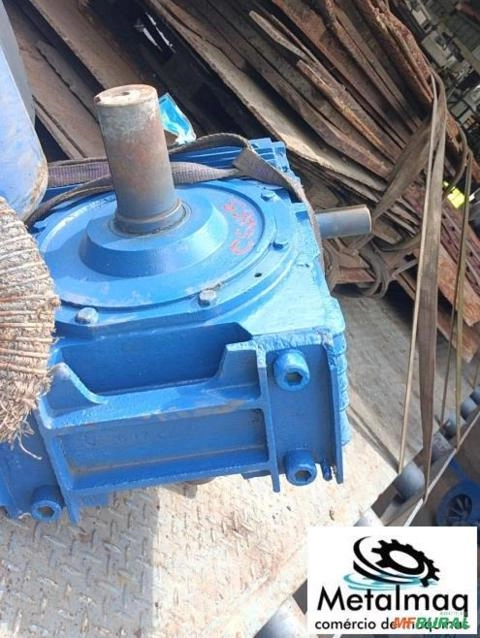 Redutor velocidade Ortogonal eixo entrada Ø45mm - C6865 Imagem Redutor velocidade Ortogonal eixo entrada Ø45mm - C6865