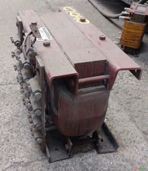 Imagem Auto Transformador trifásico de partida - C7040 Imagem Auto Transformador trifásico de partida - C7040