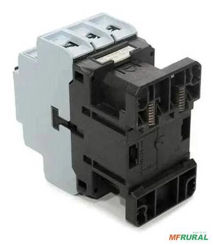 Imagem Contatora  10 Cv Hp 32 A CWB32 Weg C3236 Imagem Contatora  10 Cv Hp 32 A CWB32 Weg C3236