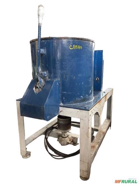 Aglutinador de plástico para 50 cv C8583 - Estado: Usado Imagem Aglutinador de plástico para 50 cv C8583 - Estado: Usado