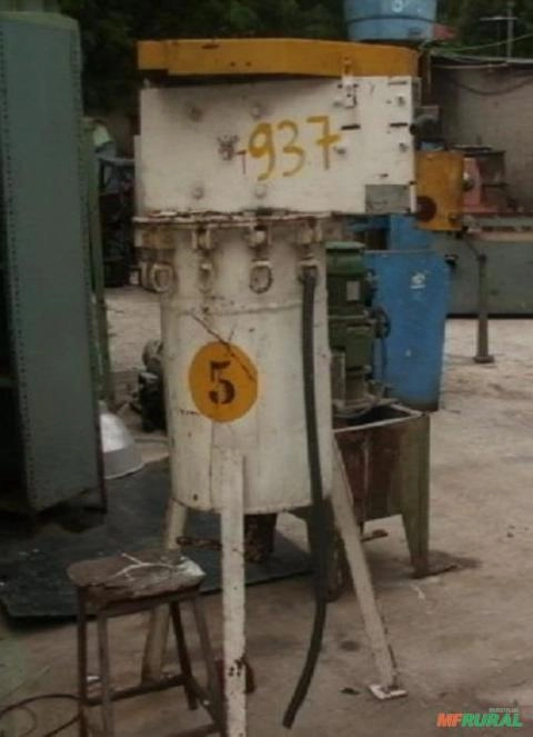 Tanque Batedor Misturador vertical 2hp 120 Litros C937 Imagem Tanque Batedor Misturador vertical 2hp 120 Litros C937