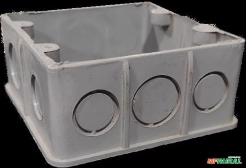 Caixa de Luz Embutir 4x4 PVC - Verde C8622 Imagem Caixa de Luz Embutir 4x4 PVC - Verde C8622