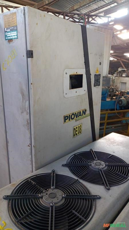 Desumidificador Secador De Plástico PET PIOVAN C7081 Imagem Desumidificador Secador De Plástico PET PIOVAN C7081
