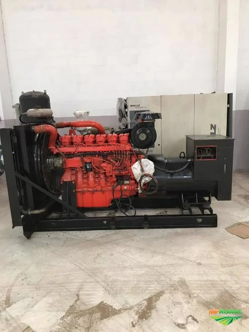 Grupo Gerador de Energia 600 kVA / 625 kVA (Aberto)