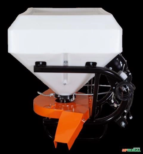 Adubadeira Acoplada SC Máquinas | Modelo 25 HP Imagem Adubadeira Acoplada SC Máquinas | Modelo 25 HP