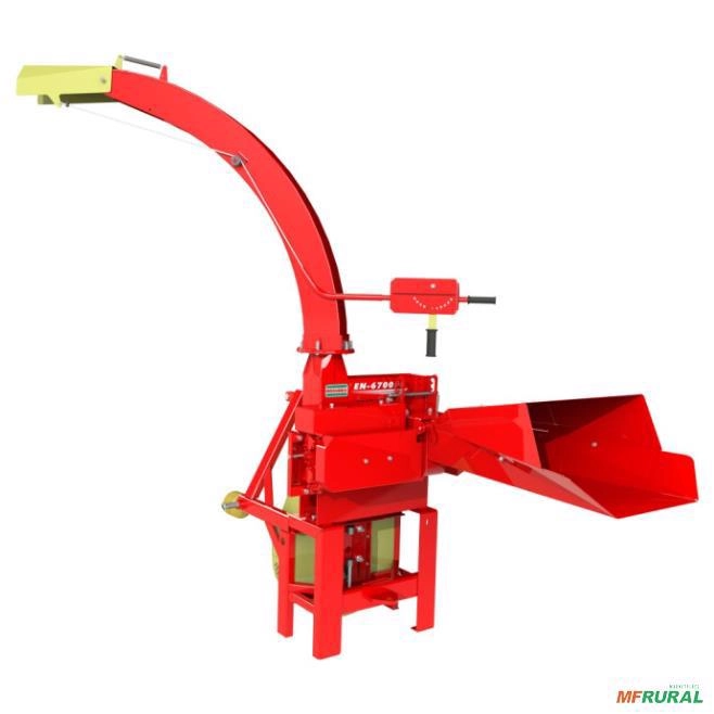 Ensiladeira NOGUEIRA EN-6700 Imagem Ensiladeira NOGUEIRA EN-6700