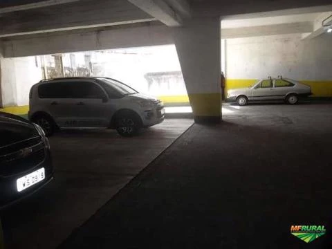 Estacionamento Rotativo e Mensal. 2.000m² ou implantação de Centro de Distribuição em Porto Alegre.