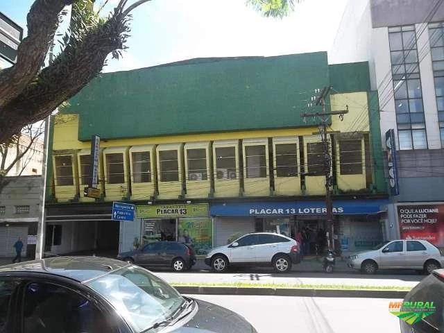 Estacionamento Rotativo e Mensal. 2.000m² ou implantação de Centro de Distribuição em Porto Alegre.