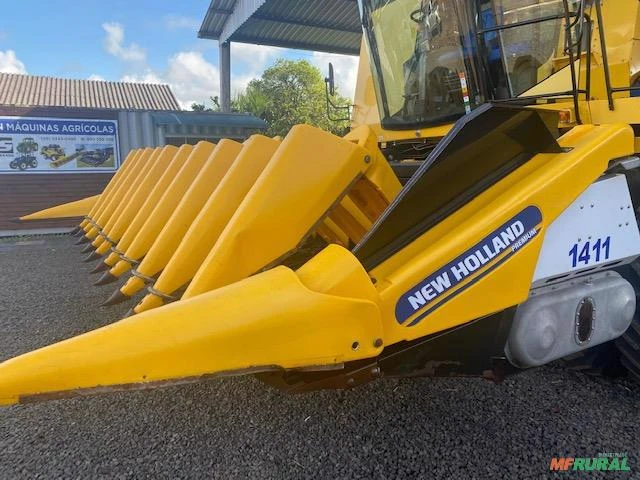 Plataforma Agrícola New Holland Premium, Modelo 11x0,45, ano 2016 Imagem Plataforma Agrícola New Holland Premium, Modelo 11x0,45, ano 2016