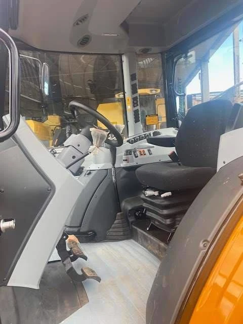 Trator Outros Valtra/Valmet 4x4 ano 19