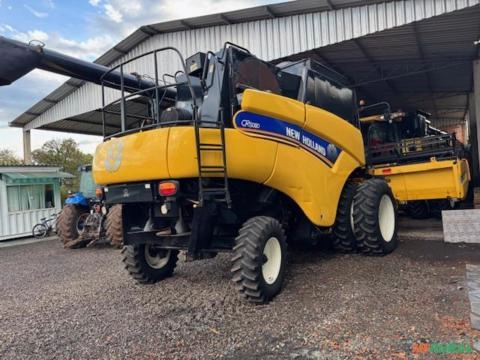 Colheitadeira Agrícola, Marca New Holland, Modelo CR 5080 ano 2013 Imagem Colheitadeira Agrícola, Marca New Holland, Modelo CR 5080 ano 2013