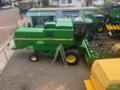 Colheitadeira Agrícola, Marca John Deere, Modelo 1165, ano 2002 com Plataforma de Corte 14 Pés. Imagem Colheitadeira Agrícola, Marca John Deere, Modelo 1165, ano 2002 com Plataforma de Corte 14 Pés.