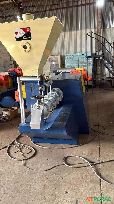 Extrusora Granjatec Tec Extruder 2000 Imagem Extrusora Granjatec Tec Extruder 2000