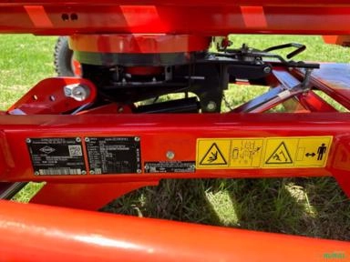 Imagem EMPACOTADEIRA KUHN RW 1410 M Imagem EMPACOTADEIRA KUHN RW 1410 M