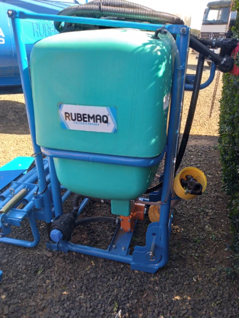 Pulverizadore de Herbicida Rubemaq P400
