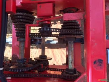 Imagem Plantadeira Jumil 2880 9 Linha Imagem Plantadeira Jumil 2880 9 Linha