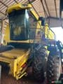 Colheitadeira New Holland TC 5090 2012 Imagem Colheitadeira New Holland TC 5090 2012