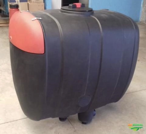 TANQUE 400 LITROS PARA PULVERIZADOR / ATOMIZADOR JACTO Imagem TANQUE 400 LITROS PARA PULVERIZADOR / ATOMIZADOR JACTO