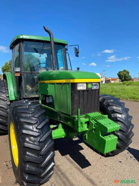 Trator John Deere 7505 4x4 ano 02