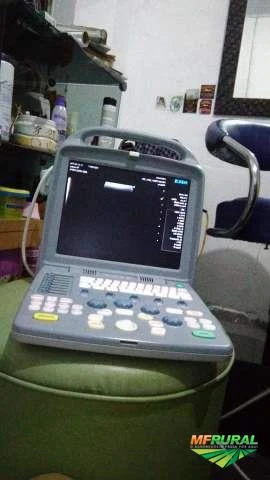 Aparelho de ultrassom veterinário