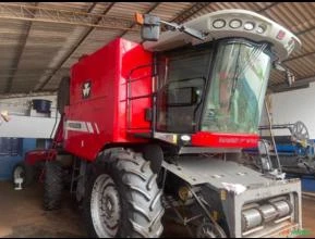 Colheitadeira Massey Ferguson 9790