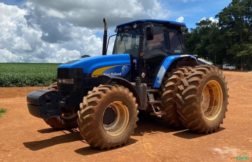Trator New Holland TM 7040 4x4 ano 15