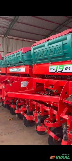 Imagem Plantadeira planti center 17 linhas Imagem Plantadeira planti center 17 linhas