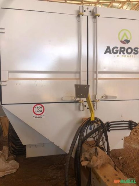 Imagem Vagão forrageiro10 m² Imagem Vagão forrageiro10 m²