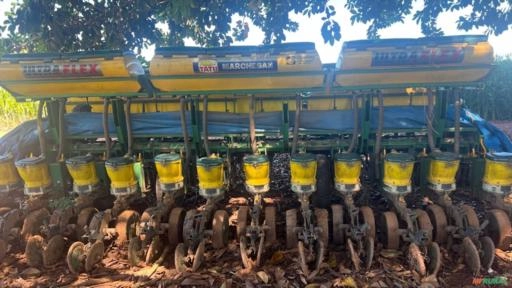 Plantadeira tatu ultraflex 12 linhas Imagem Plantadeira tatu ultraflex 12 linhas