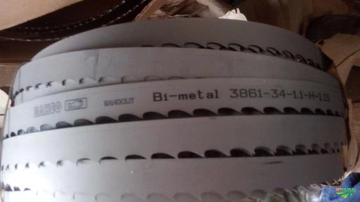 Serra fita e soldas para madeira Imagem Serra fita e soldas para madeira