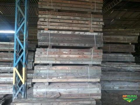 Postes e Mourões de Eucalipto,aroeira e Cruzetas de Madeira Imagem Postes e Mourões de Eucalipto,aroeira e Cruzetas de Madeira