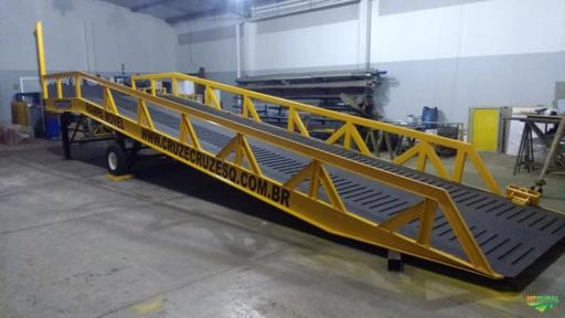 Rampa móvel para empilhadeira Imagem Rampa móvel para empilhadeira