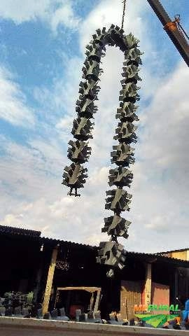 CORRENTAO NIVELADORA COM FACAS Imagem CORRENTAO NIVELADORA COM FACAS