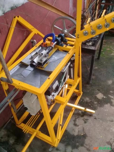 Imagem Maquina de Fazer Tela de Alambrado Imagem Maquina de Fazer Tela de Alambrado