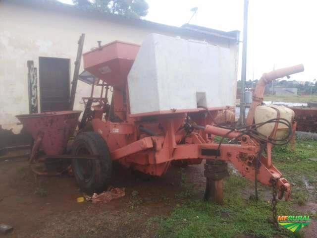 Plantadeira de Eucalipto Imagem Plantadeira de Eucalipto