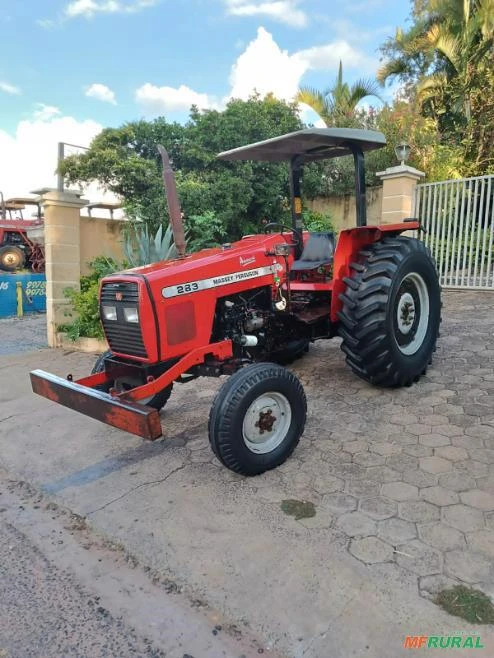 Trator Massey Ferguson Advanced 283 4X2 Ano 03