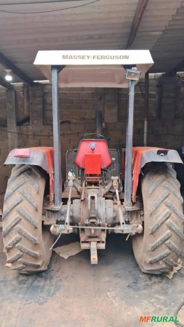 Imagem Trator Massey Ferguson 275 4X2 Ano 95 Imagem Trator Massey Ferguson 275 4X2 Ano 95