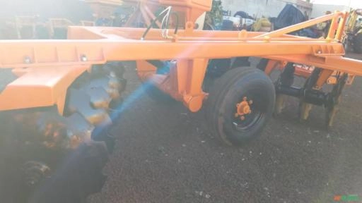 Imagem Grade Aradora Civemasa 14x32 Esp. 360mm Ano 06 Imagem Grade Aradora Civemasa 14x32 Esp. 360mm Ano 06