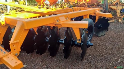 Imagem Grade Aradora Civemasa 14x32 Esp. 360mm Ano 06 Imagem Grade Aradora Civemasa 14x32 Esp. 360mm Ano 06