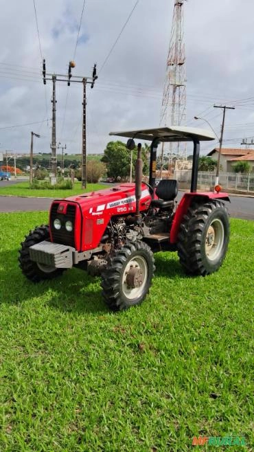 Trator Massey Ferguson 250 XE Advanced 4X4 Ano 10 Imagem Trator Massey Ferguson 250 XE Advanced 4X4 Ano 10