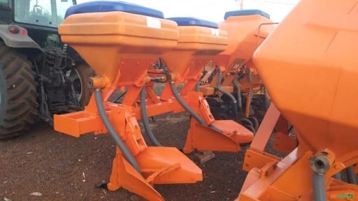 Sulcador De Cana 2 Linhas DMB Ano 2006 Imagem Sulcador De Cana 2 Linhas DMB Ano 2006