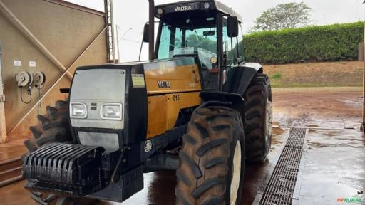 Trator Valtra BH 180 4x4 Ano 04 Imagem Trator Valtra BH 180 4x4 Ano 04