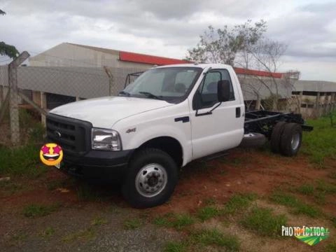 Caminhão Ford F 4000 4x4 ano 11 Imagem Caminhão Ford F 4000 4x4 ano 11