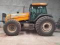 TRATOR AGRICOLA BH 180 - VALMET Imagem TRATOR AGRICOLA BH 180 - VALMET