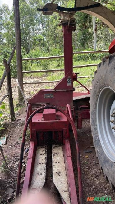 Imagem Ensiladeira colheitadeira Nogueira Imagem Ensiladeira colheitadeira Nogueira