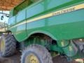 Colheitadeira John Deere S550 4x4 ano 2017 Imagem Colheitadeira John Deere S550 4x4 ano 2017