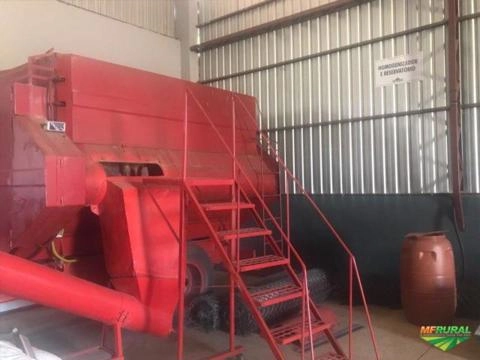 Total Mix 5ton (semi novo) Imagem Total Mix 5ton (semi novo)